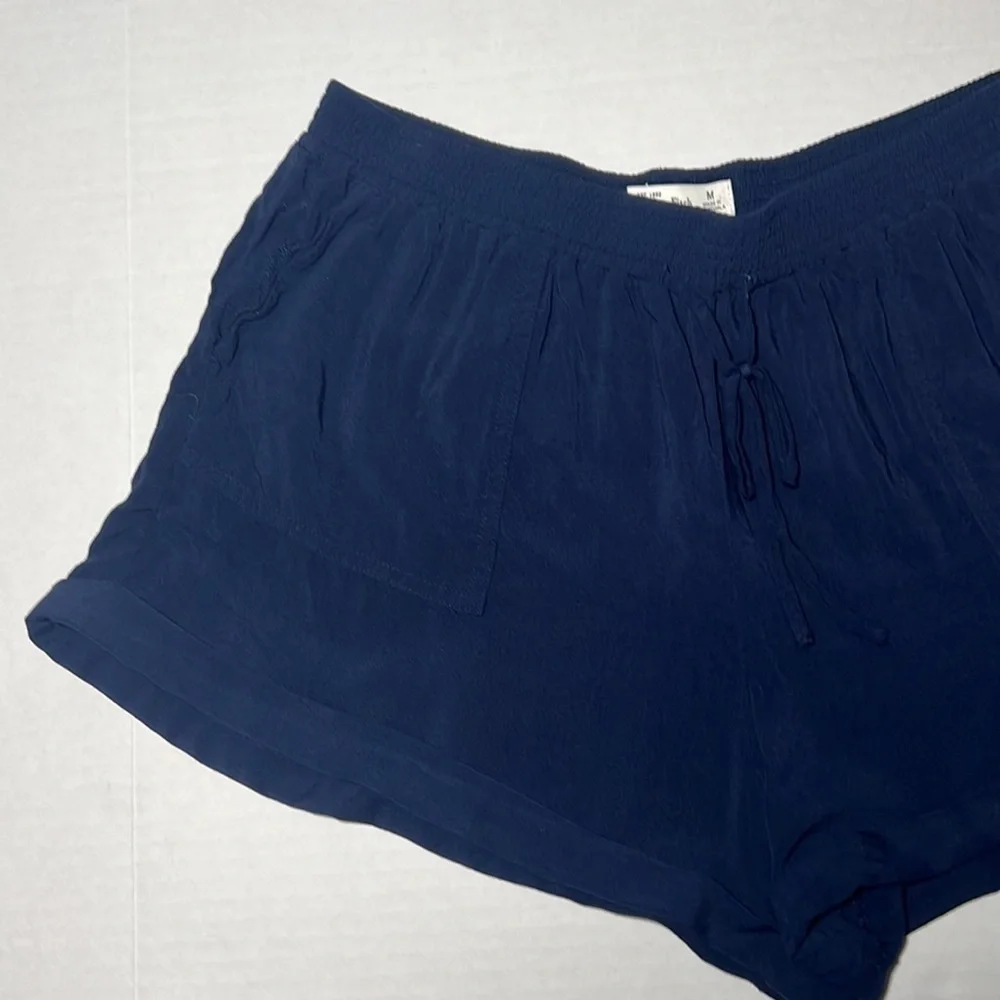 Abercrombie & Fitch Women's Shorts Lot Of 2 Drawstring Pull On Sz M Blue/Green - Picture 5 of 17
